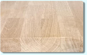 Seconde transformation : lamellé collé Chêne utilisé en agencement et en menuiserie.